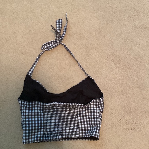 GUESS black and white halter top - Picture 2 of 4